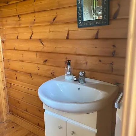 La Casuca De Madera De Holiday home *
